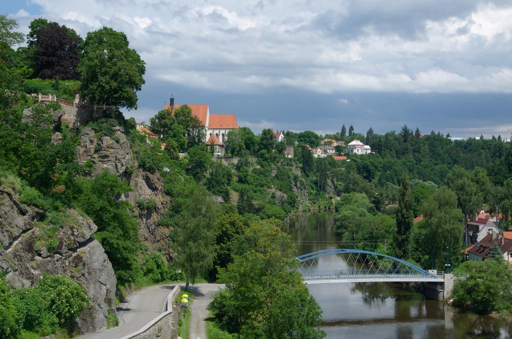 Pstrossova Vila - U Klasterni Zahrady เบคีนิเย ภายนอก รูปภาพ